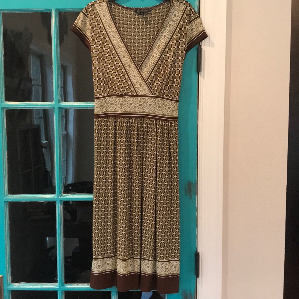 Women’s dress